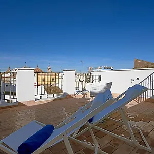  Appartement Rentalsevilla Atico La Giralda