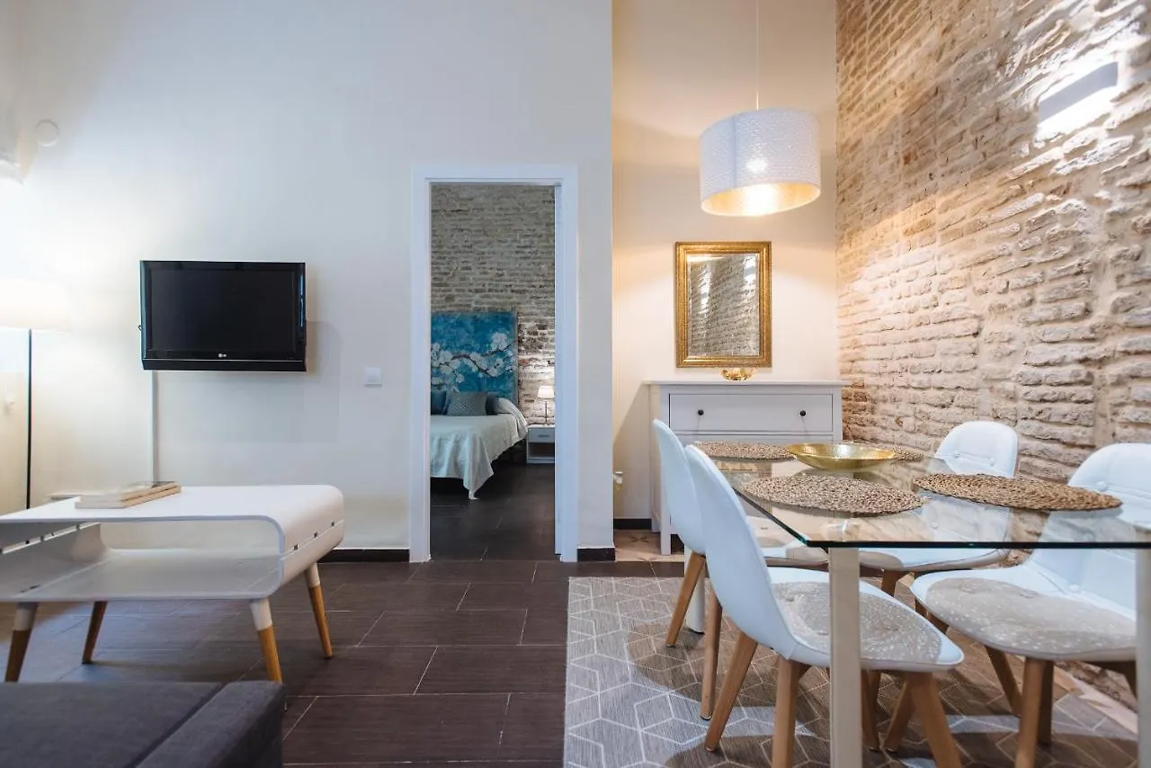 Cozy Apartment In House-Palace With Private Patio Seville Spain