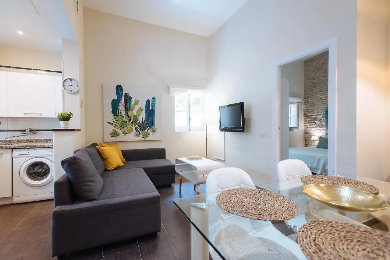 Cozy Apartment In House-Palace With Private Patio Sevilla