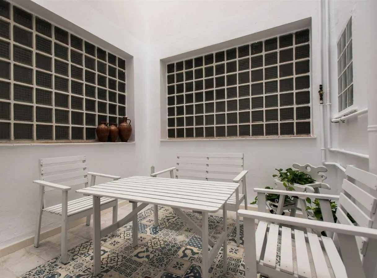 Cozy Apartment In House-Palace With Private Patio Seville